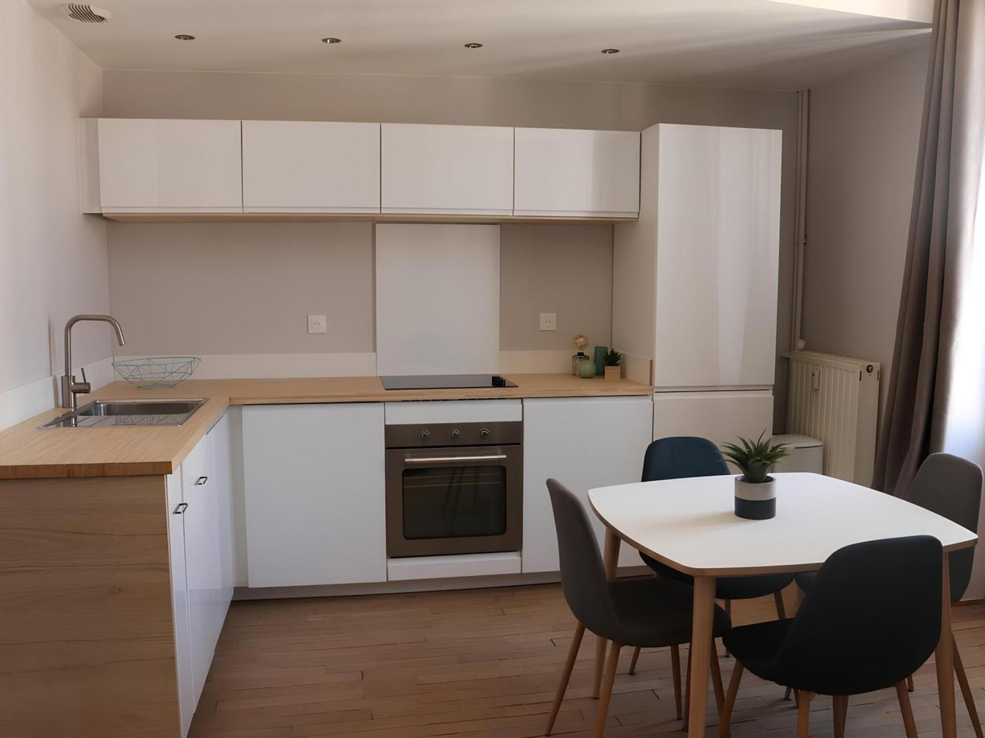 Nancy Ville Apartment